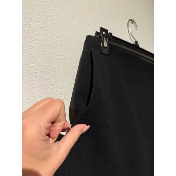 UNIQLO Black Wool Blend Mini Skirt - Picture 3 of 6